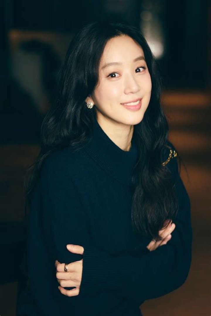 10 Things You Didn't Know About Jung Ryeo-won