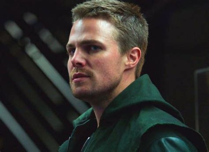 A Glimpse Into The Fortune Of Oliver Queen