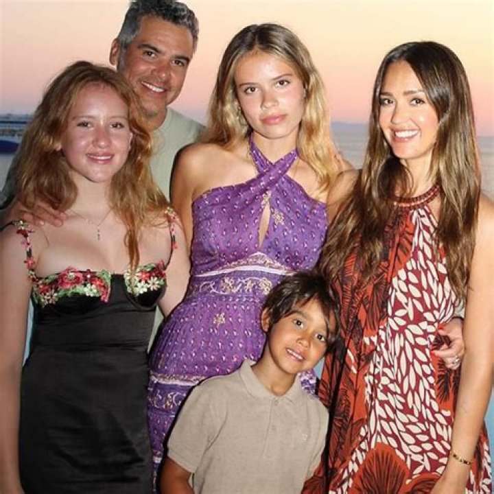 A Guide To Jessica Alba's Adoption Journey And Family