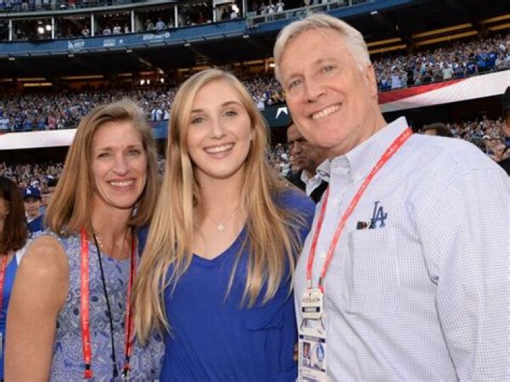 A Look Into Kimbra Walter's Daughter: Her Life And Legacy