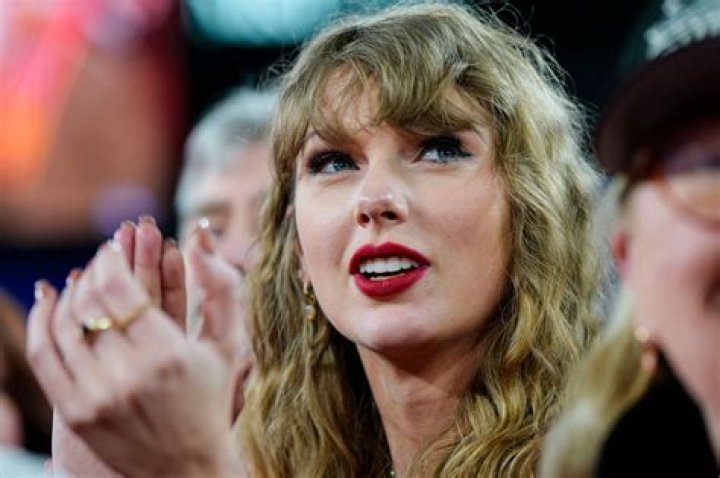 About Taylor Swift's Mother's Cancer Journey: Courage And Resilience