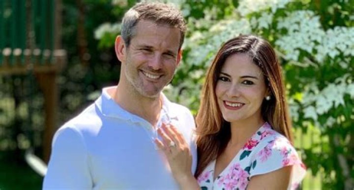 Adam Kinzinger's First Marriage And Its Impact