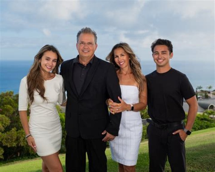 All About Glenn Medeiros Wife And Their Love Story