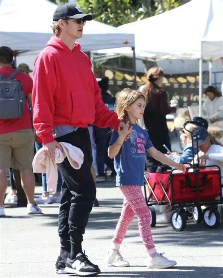 All About Hayden Christensen's Daughter: Name, Age, And More