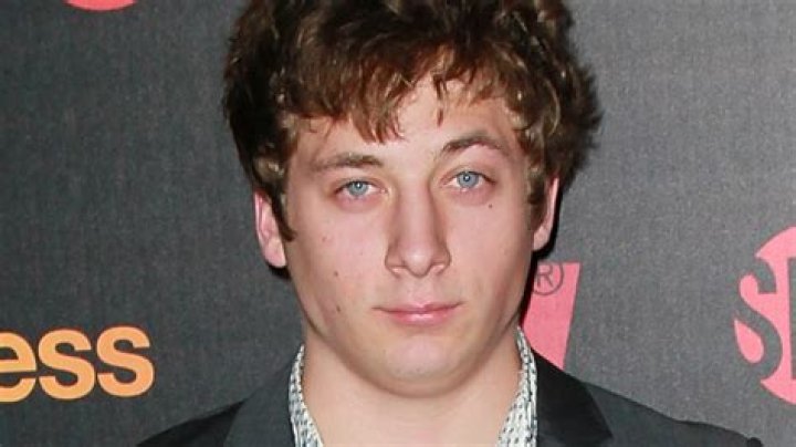 All About Jeremy Allen White: Uncovering His Height