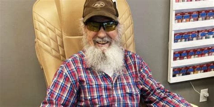 All About Uncle Si Robertson's Marriage: Who Is He Married To?
