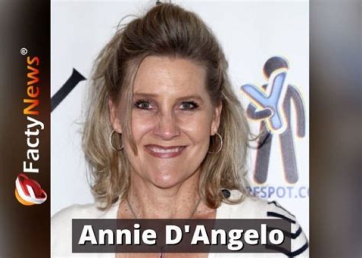 Annie D'Angelo - Wikipedia