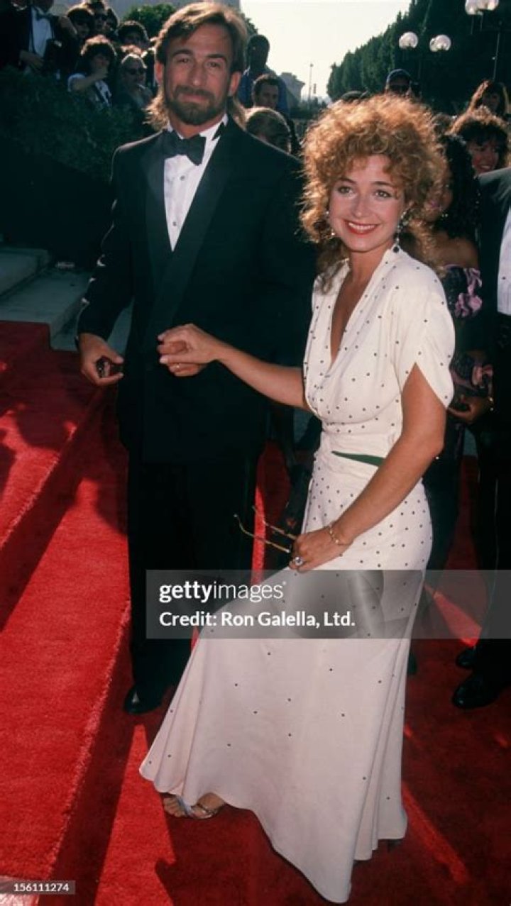 Annie Potts' Husbands: Unveiling The Love Story Behind The Star