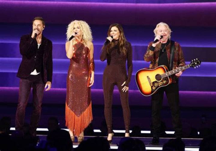 Are Any Of The Little Big Town Singers Actually Married?