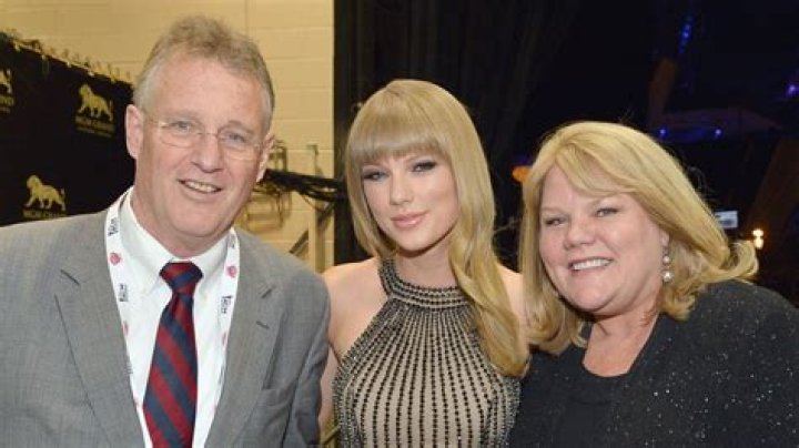 Are Scott And Andrea Swift Still In Holy Matrimony?