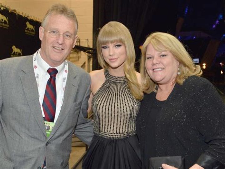 Behind The Scenes: A Look At Taylor Swift's Parents