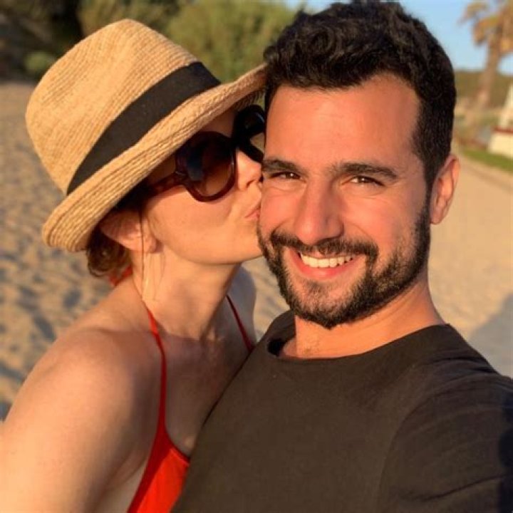 Bellamy Young Husband: Unraveling The Mystery Behind The Actress's Relationship