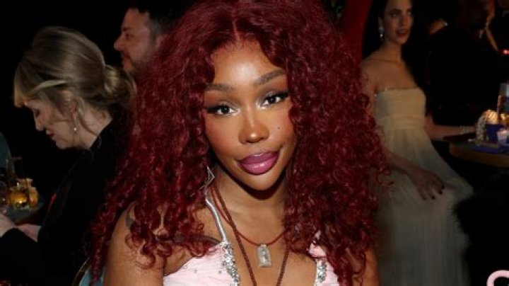 Beyond The Rumors: Unveiling The Truth About SZA's Weight
