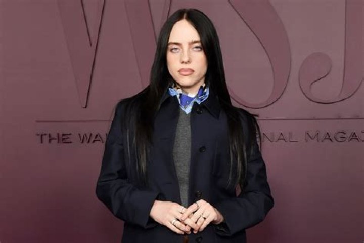 Billie Eilish Net Worth - MoxSync