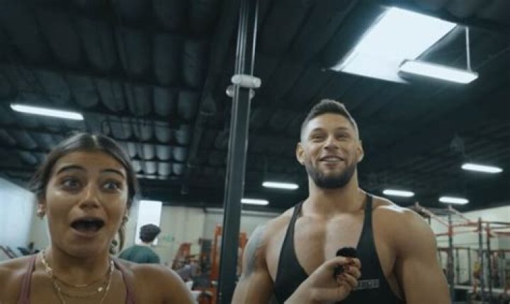Bradley Martyn And Sara Saffari Break The Ice