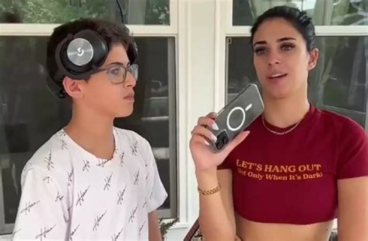 Camilla Araujo: A Rising Star In The Music Industry