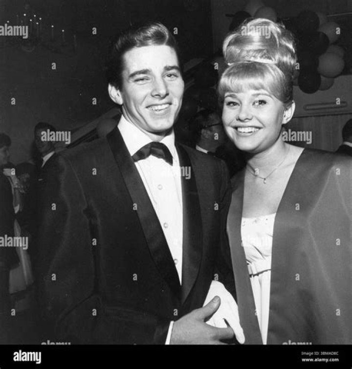 Cheryl Holdridge, Elvis Presley's Rumoured Girlfriend