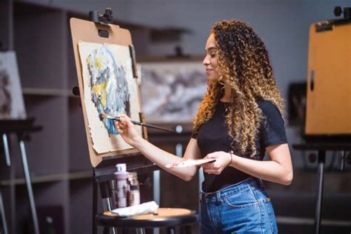 Colleen Topping: A Master Of Visual Art