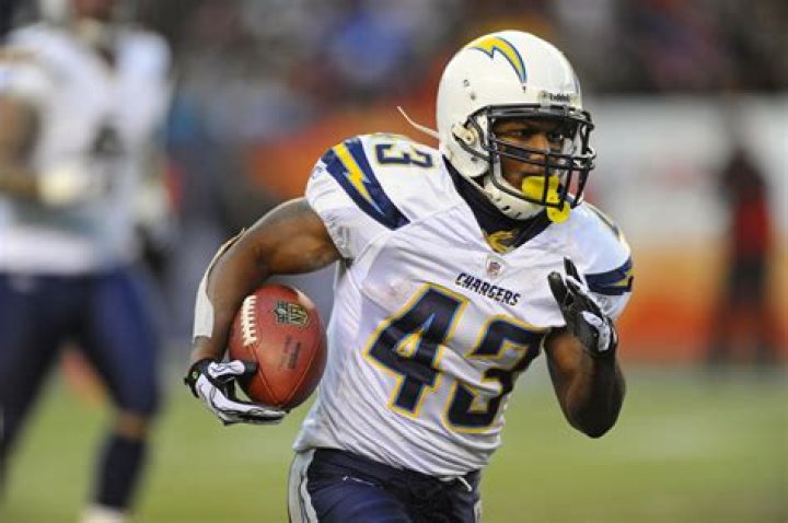 Darren Sproles' Wealth: A Journey From Football To Fortune