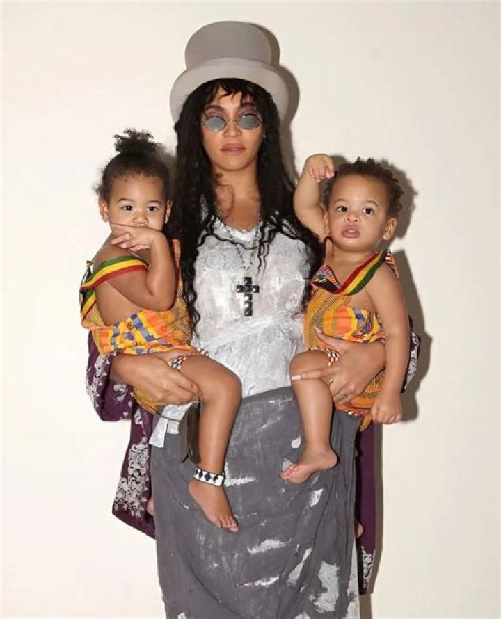 Did She Carry Her Twins?