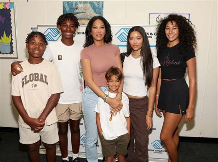 Discover Kimora Lee Simmons' Mother