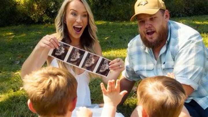 Discover Luke Combs' Family Lineage: Parents And Siblings Revealed