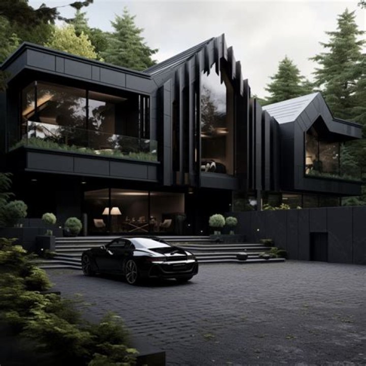 Discover Michael Strahan's Modern Mansion: A Place Of Luxury And Style