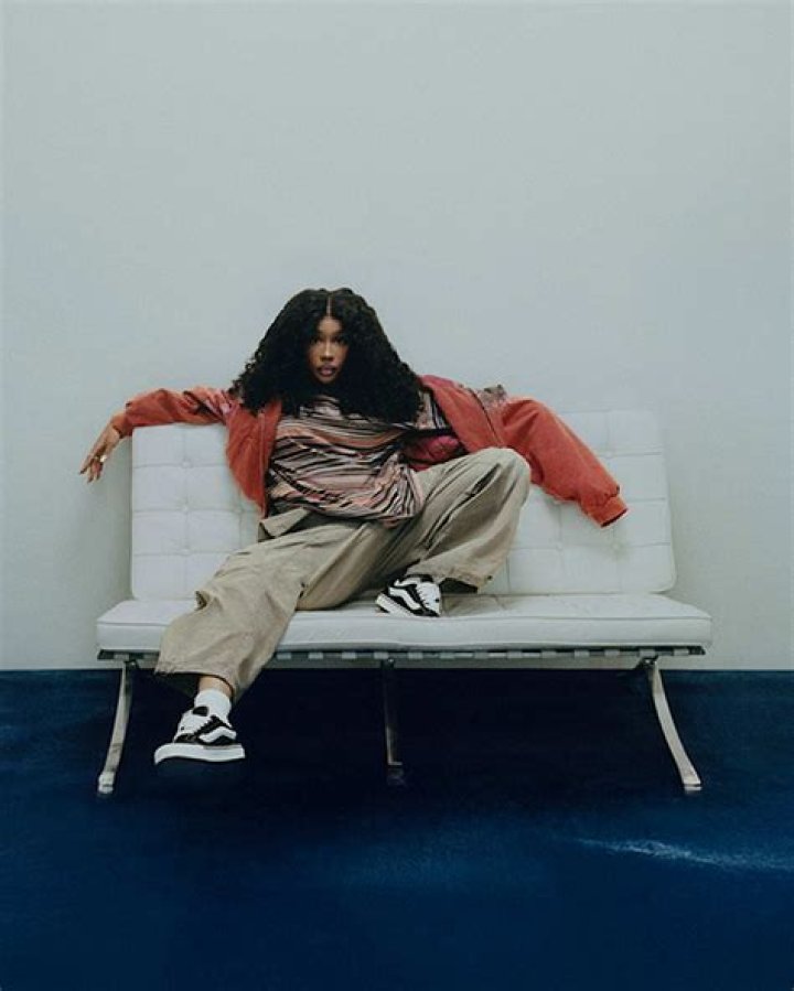 Discover SZA's Height: Unveiling The Enigma
