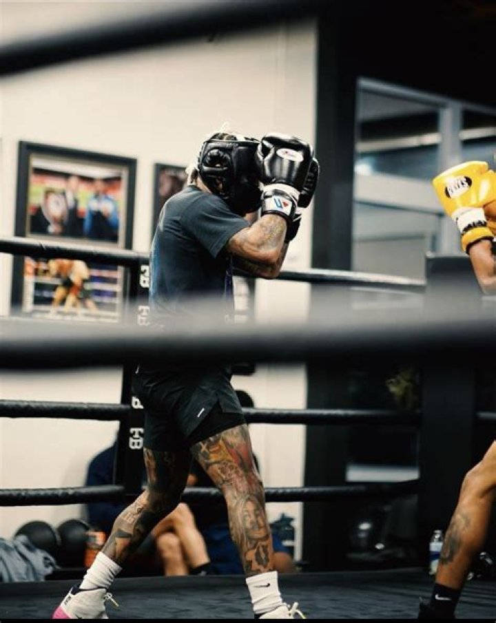 Discover The Brother Behind The Boxing Legend