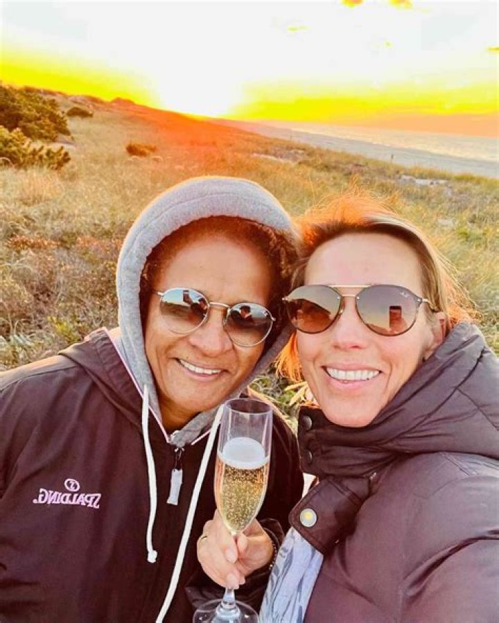 Discover The Inspiring Story Of Olivia Sykes: Wanda Sykes' Trailblazing Daughter