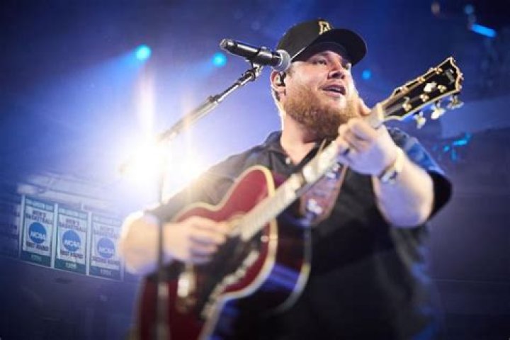 Discovering The Height Of Luke Combs: How Tall Is He Really?