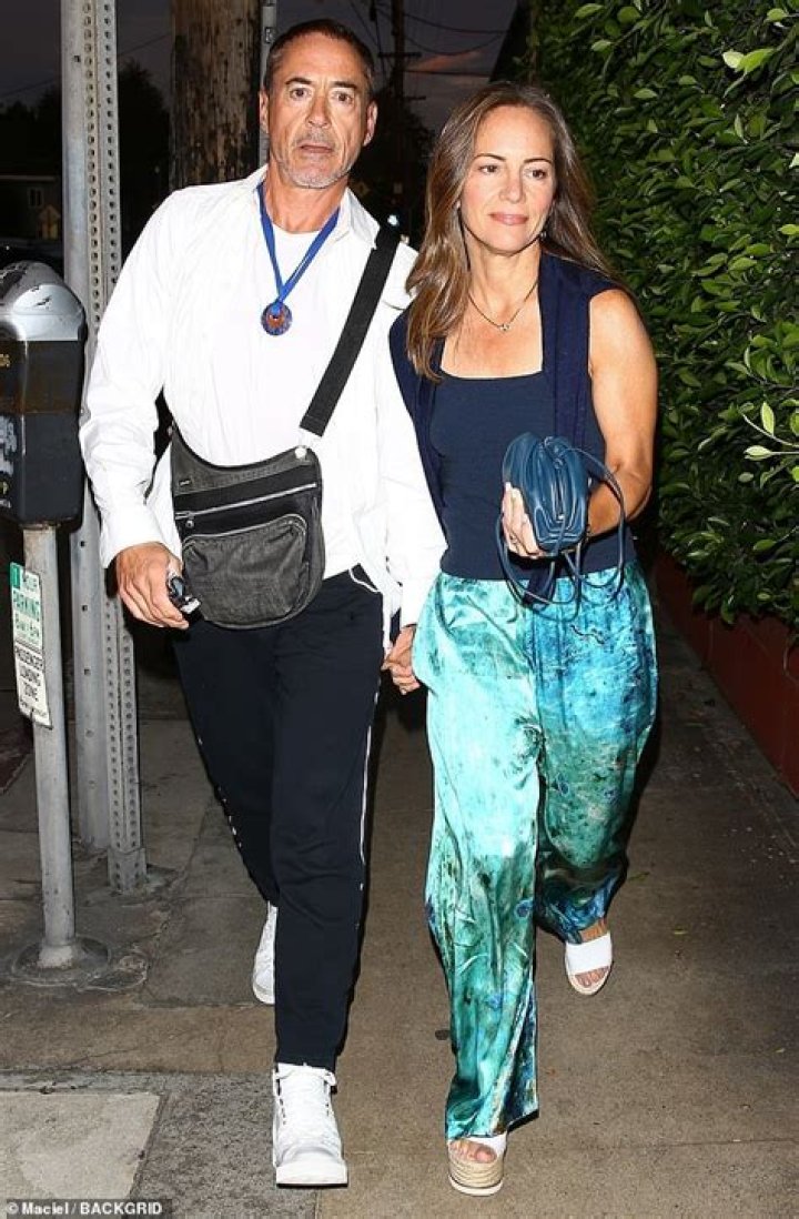 Discovering The Spouse Of Roma Downey