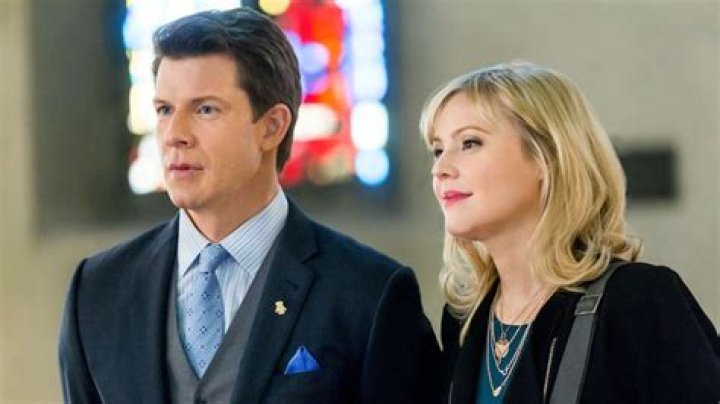 Divorce Unraveled: Eric Mabius' Marital Journey Explored
