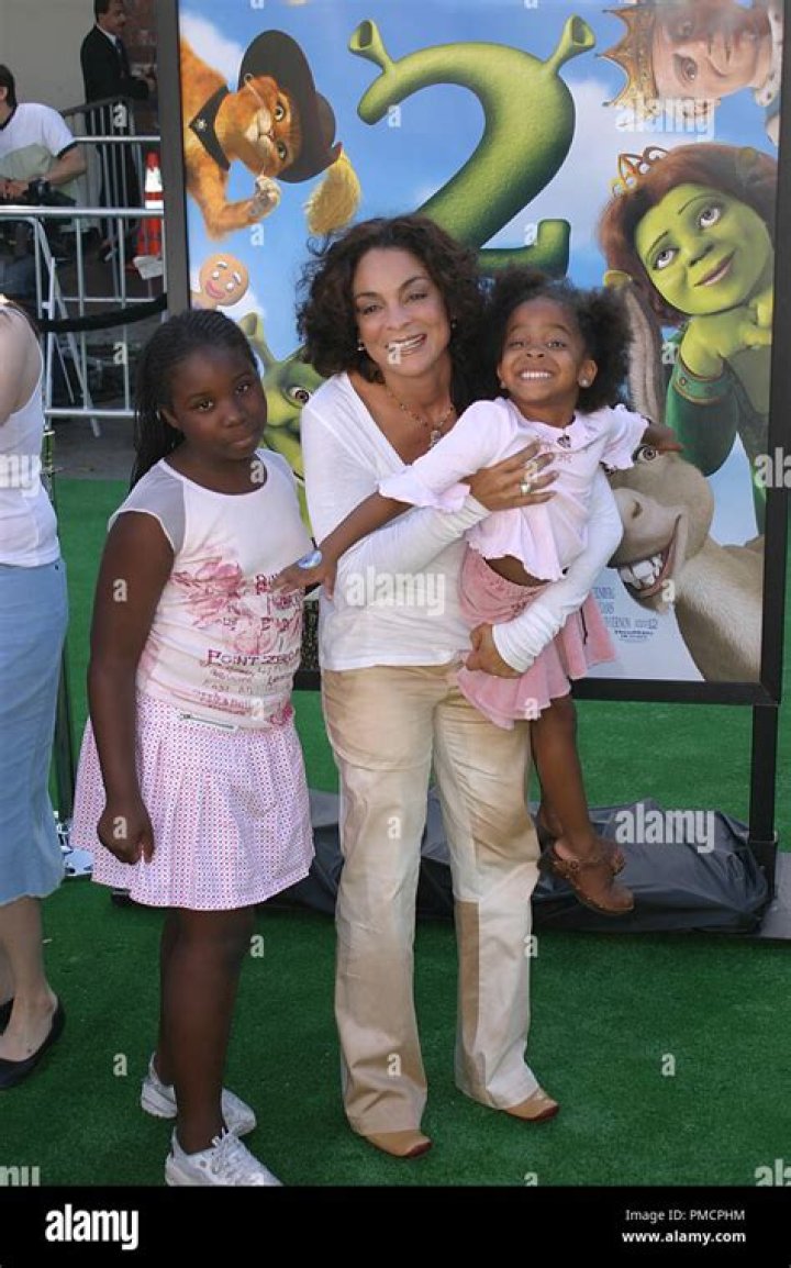 Does Jasmine Guy Have Children?