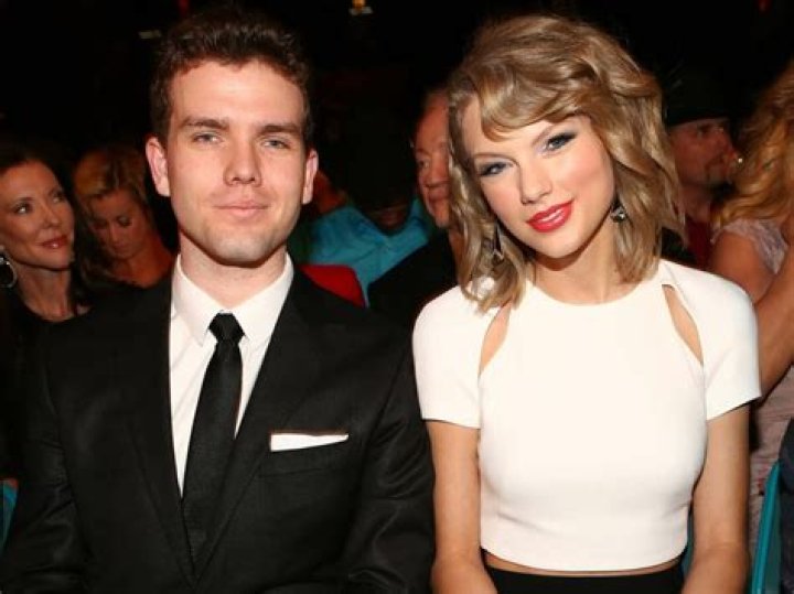 Does Taylor Swift Have Siblings? Uncovering The Truth