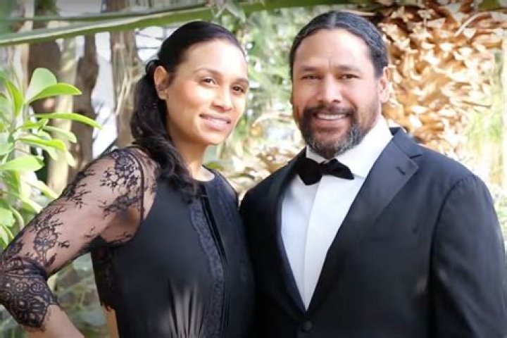 Does Troy Polamalu Have A Wife? Find Out Here!