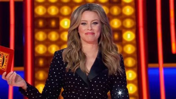 Elizabeth Banks Net Worth - MoxSync
