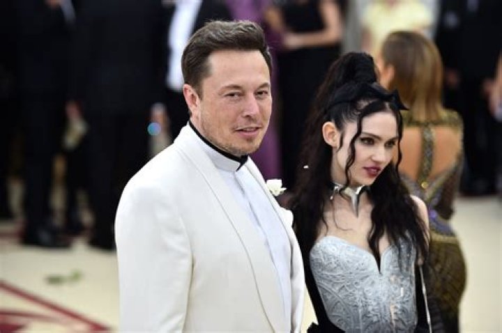 Elon Musk And Grimes: The Age Gap Sensation