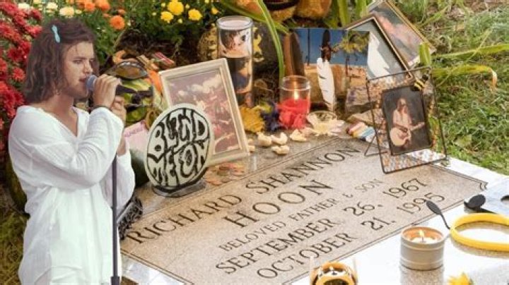 Elvis's Mother's Death And Its Impact