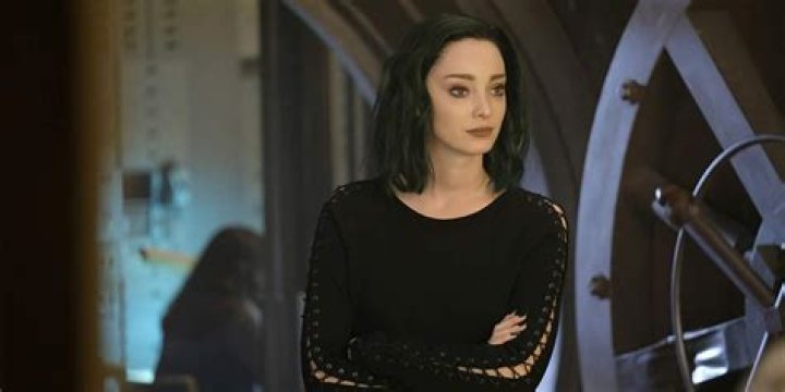 Emma Dumont Shines In Oppenheimer: A Stellar Performance