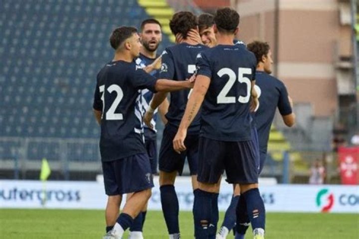 Empoli-Spezia in diretta streaming Diretta/ Empoli Spezia (risultato finale 0-0): Benassi manca il ko! 26 luglio 2024 Abitare