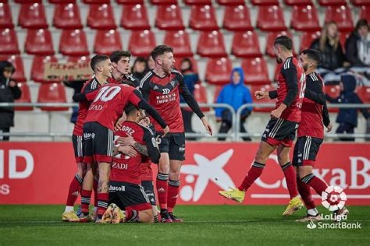 En vivo Osasuna - Mirandés donde verlo Osasuna - Cd Mirandés en directo - 25 de julio de 2024 25 julio 2024