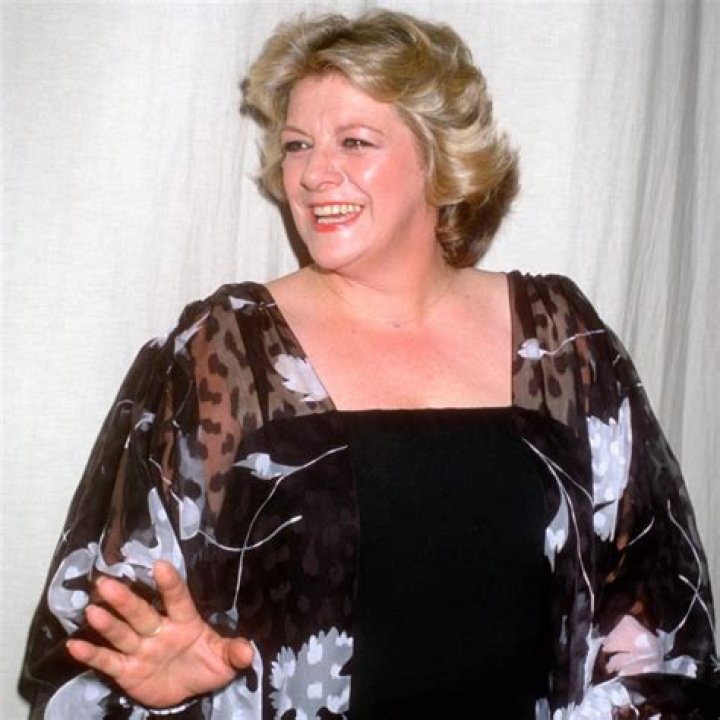 Enchanting Rosemary Clooney: A Timeless Musical Icon