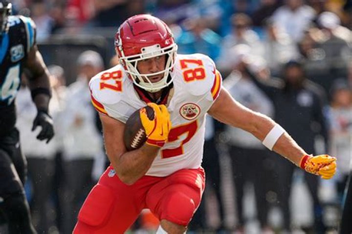 Essential Guide To Understanding Travis Kelce: The Star Tight End
