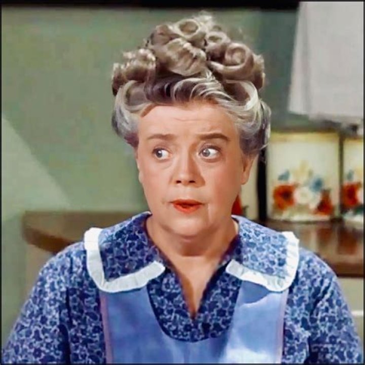 Explore The Age Of Aunt Bea In 