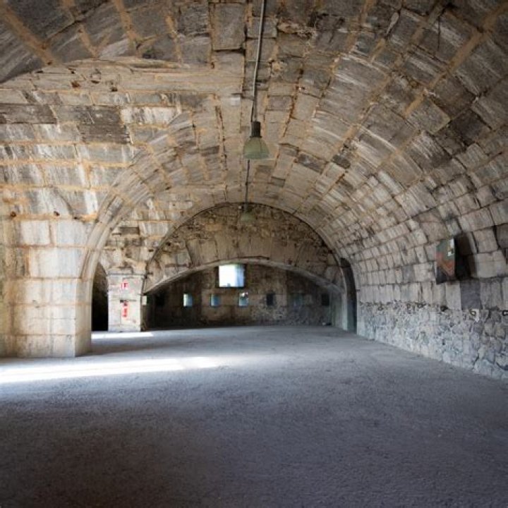 Explore The Enchanting Barraux Fort: A Historical Gem