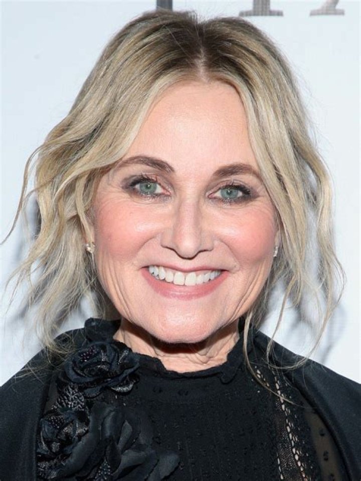 Explore The Incredible Net Worth Of Maureen McCormick: A Comprehensive Analysis