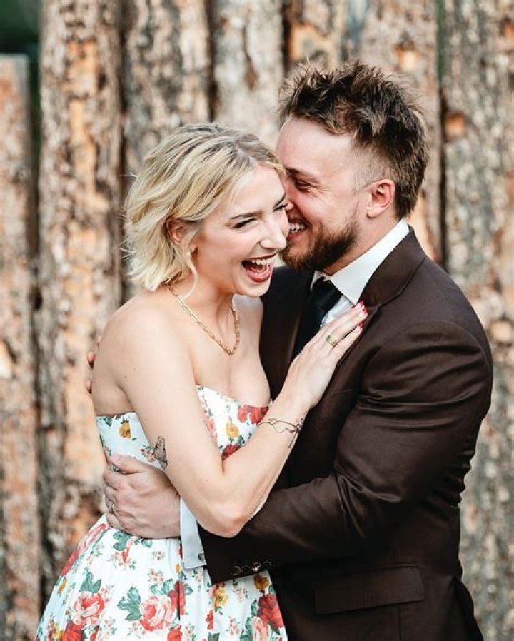 Exploring The Fairy Tale Romance Of Shayne And Courtney Marriage