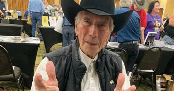 Exploring The Net Worth Of Robert E Fuller