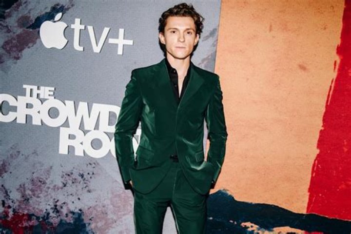 Exploring The Rising Stars: Up And Coming Actors In Their 20s